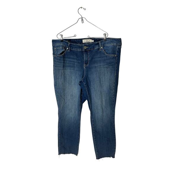Torrid Skinny denim jeans womens size 20 raw hem - Picture 1 of 3
